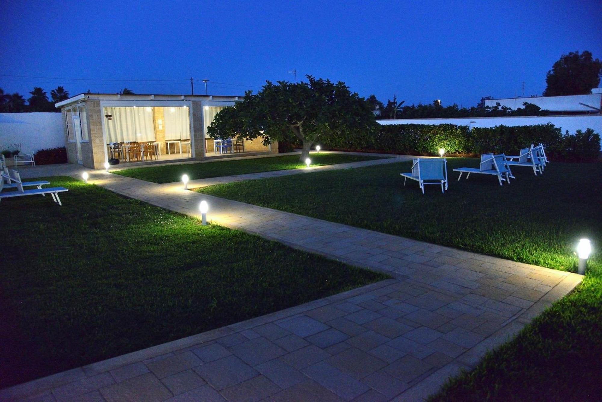 B&B Domus Terra Mare Torre San Giovanni Ugento Eksteriør billede